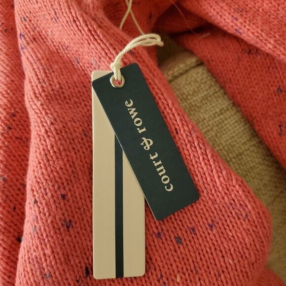 Court & Rowe Nep Flecked V-Neck Sweater - Picture 11 of 11